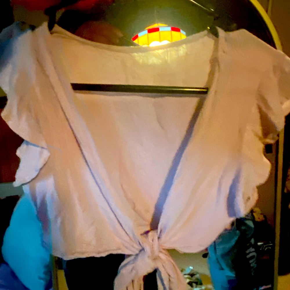Light purple crop top t shirt that ties. Nice and thin, cute over suit